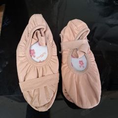 Kids ballet shoes