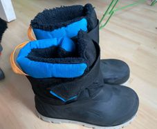 Snow boots