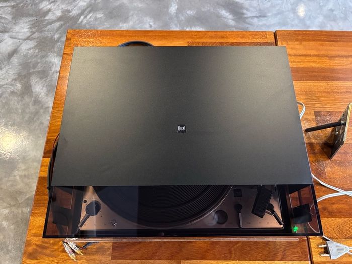 Vintage DUAL 1229 Turntable