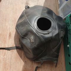 R1 tank cover