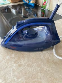 Tefal Virtuo Steam Iron