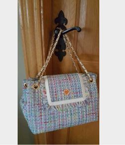 Authentic Samantha Thavasa Bag