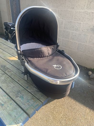Icandy peach 2 bassinet