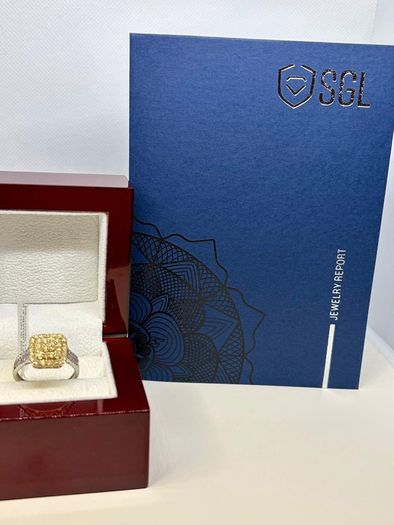 Gold SGL Certified - Natural Yellow Diamond & White Diamond Ring in 9K Yellow & White Gold 1.00 Ct.