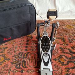 Pearl Eliminator P2000B Bass Kick Drum Pedal with case