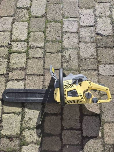 Chainsaw (Brand Challenge) for parts or repair