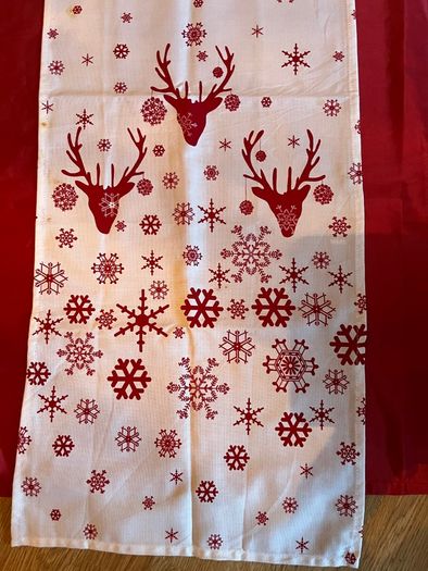 Christmas Table Cloth & Runner