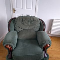 2 Matching Armchairs