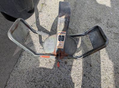 bulldog wheel clamp