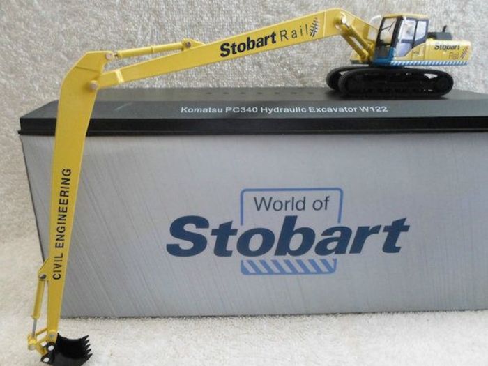 Eddie Stobart plant transporter