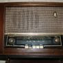 Bush (Ireland) BI26 valve radio (in working order) Image 2