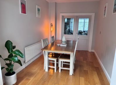 EzyLiving Soft Grey Wooden Large Rectangle Extending Dining Table and 4 chairs