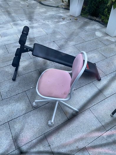 Gym bench