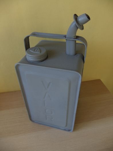 Old Valor Parrafin Esso Blue Tin
