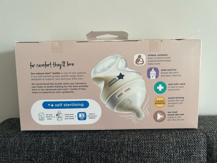 Brand New Tommee Tippee Natural Start Anti-Colic Baby Bottles 150 ml, Self-Sterilising, Pack of 3, Transparent