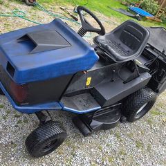 Etesia Hydro 100 Ride-on Lawn Mower