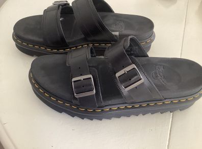 Dr martens size 9