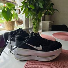 Nike Vomero Premium