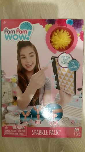 Brand new pom pom wow sparkle pack