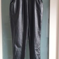 Boohoo pleather high waisted with pockets Sz 8 - Bnwot Rrp 29.99