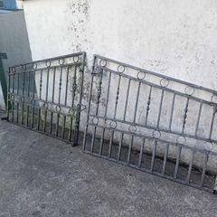 2 garden gates