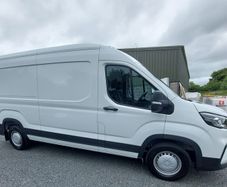 Maxus  delivery 9