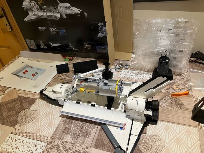 Lego  Nada Space Shuttle