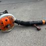 Stihl BR 700 Backpack Leaf Blower Image 2
