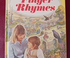 Ladybird/ Finger Rhymes/ 1976