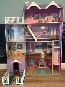 Wooden Floor Standing Dolls House