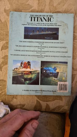 The Discovery Of The Titanic By Dr Robert Ballard. Large Volume Paperback Book In Good Condition. 32.