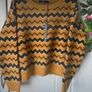 jumper Bnwt cozy jumper mustard & khaki pattern size small Image 3