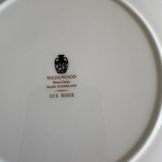 Wedgwood Complete Tea Set Ice Rose