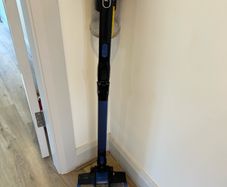 Shark cordless vacum