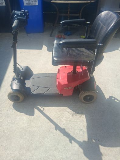 Mobility scooter