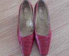 Ladies High Heels Size 6