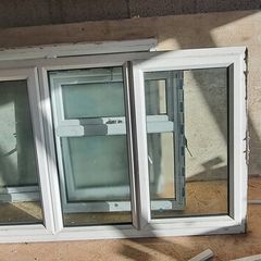 7 windows 2 doors