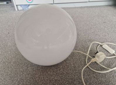 Table lamp