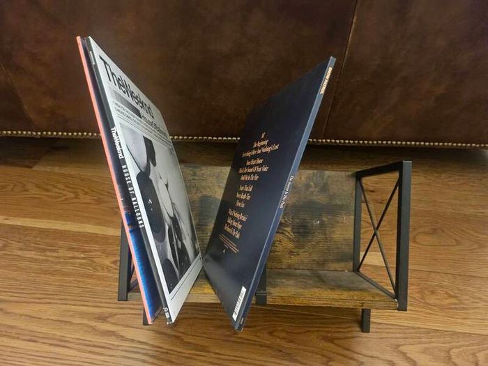 vinyl record stand