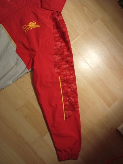 Liverpool Windbreaker Jacket ((XL Teen - S Adult))