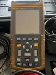 Fluke 123 Industrial ScopeMeter