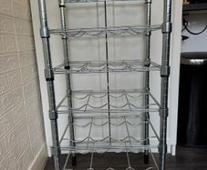 Wine rack/Bottle shelf