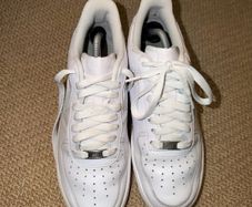 Nike Air Force 1 White - UK 8