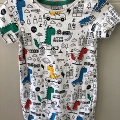 Shortsleeve romper