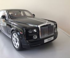 Rolls Royce phantom extended wheel base
