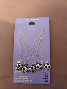 5 x Best friends costume pendants