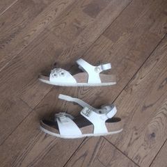 Birkenstock white girls sandals EU36