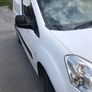 peugeot partner tax&test Image 10
