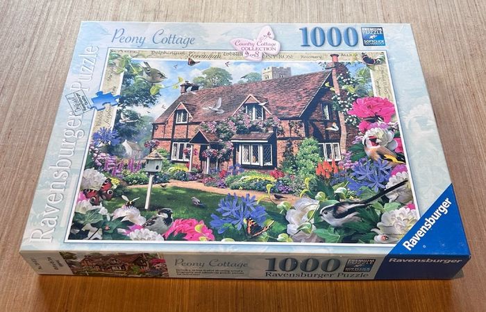 Ravensburger Jigsaw Puzzle 1000 pieces