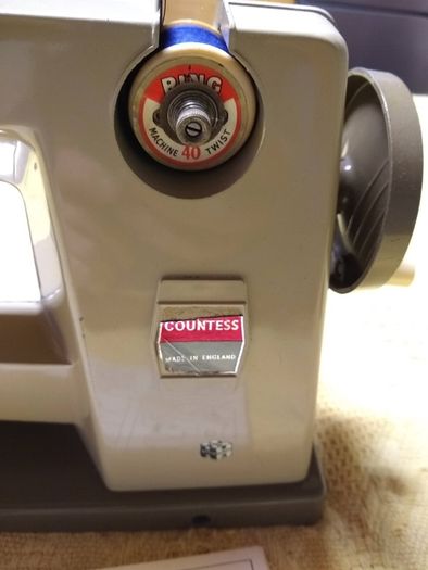 Vulcan Countess Sewing machine